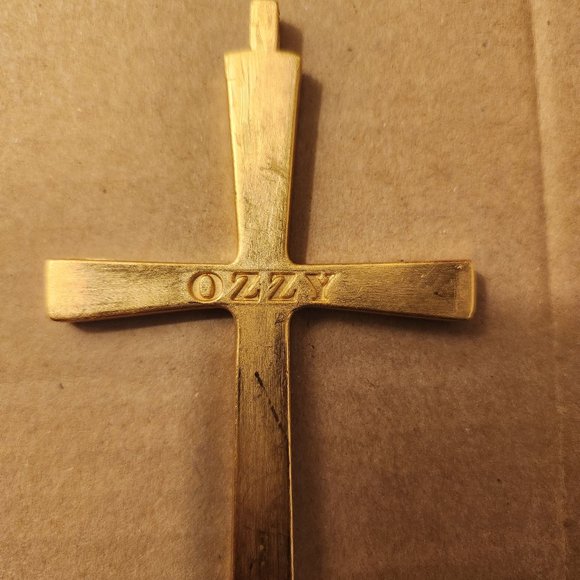 OZZY OSBOURNE PROMO CROSS * BLACK SABBATH UK EXHIBIT - Picture 1 of 7